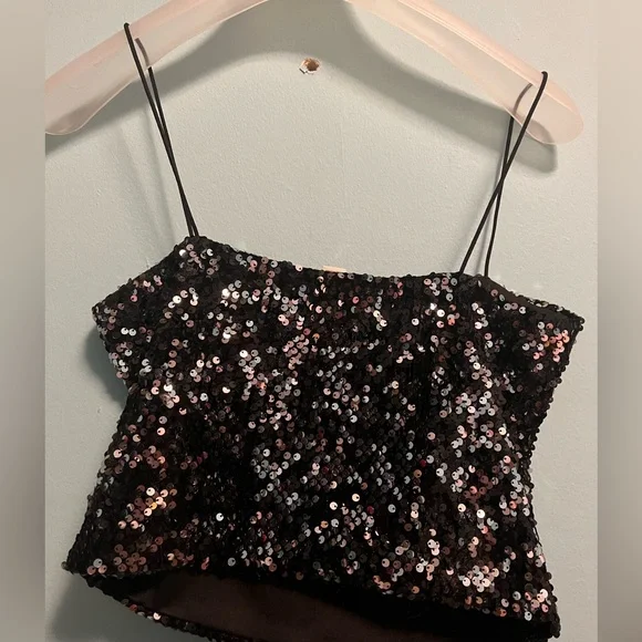 Fancy Tank Top - Picture 2 of 3